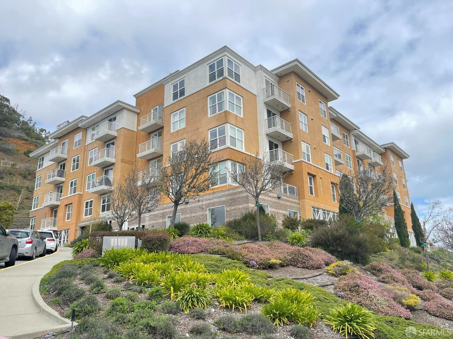Photo of 501 Crescent Wy #5303 in San Francisco, CA