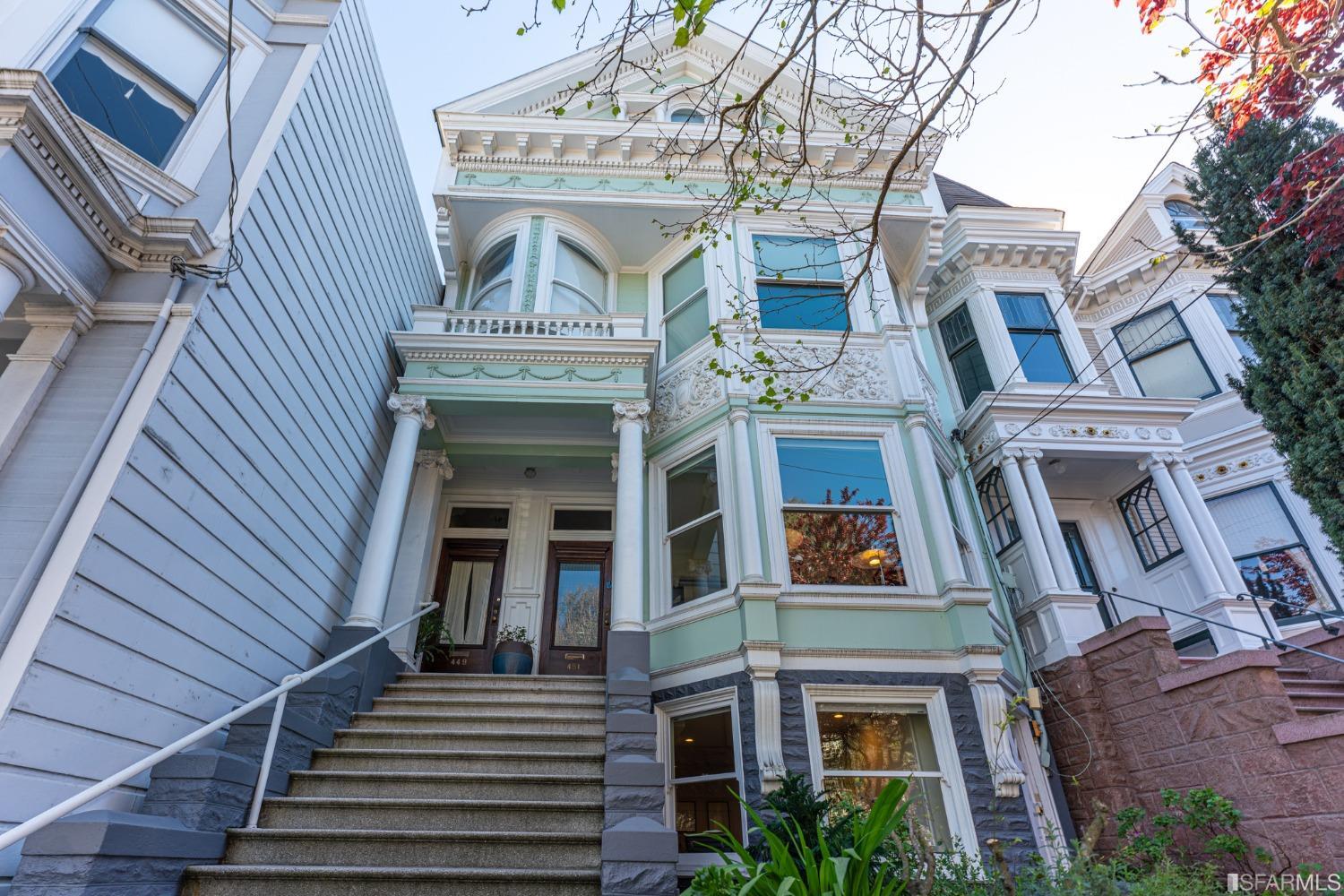Photo of 451 Frederick St in San Francisco, CA