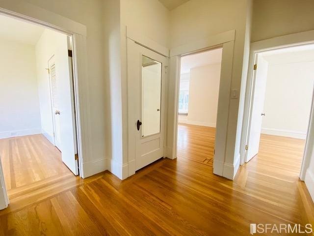 Detail Gallery Image 22 of 36 For 62 Woodland Ave, San Francisco,  CA 94117 - 4 Beds | 2/1 Baths