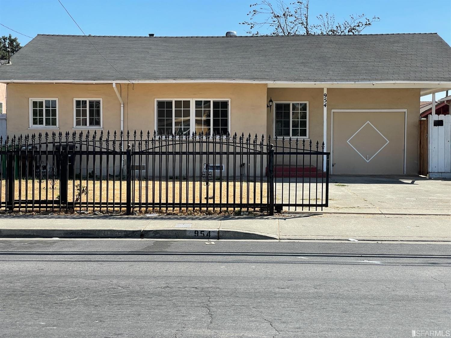 954 Folsom Ave, Hayward, CA