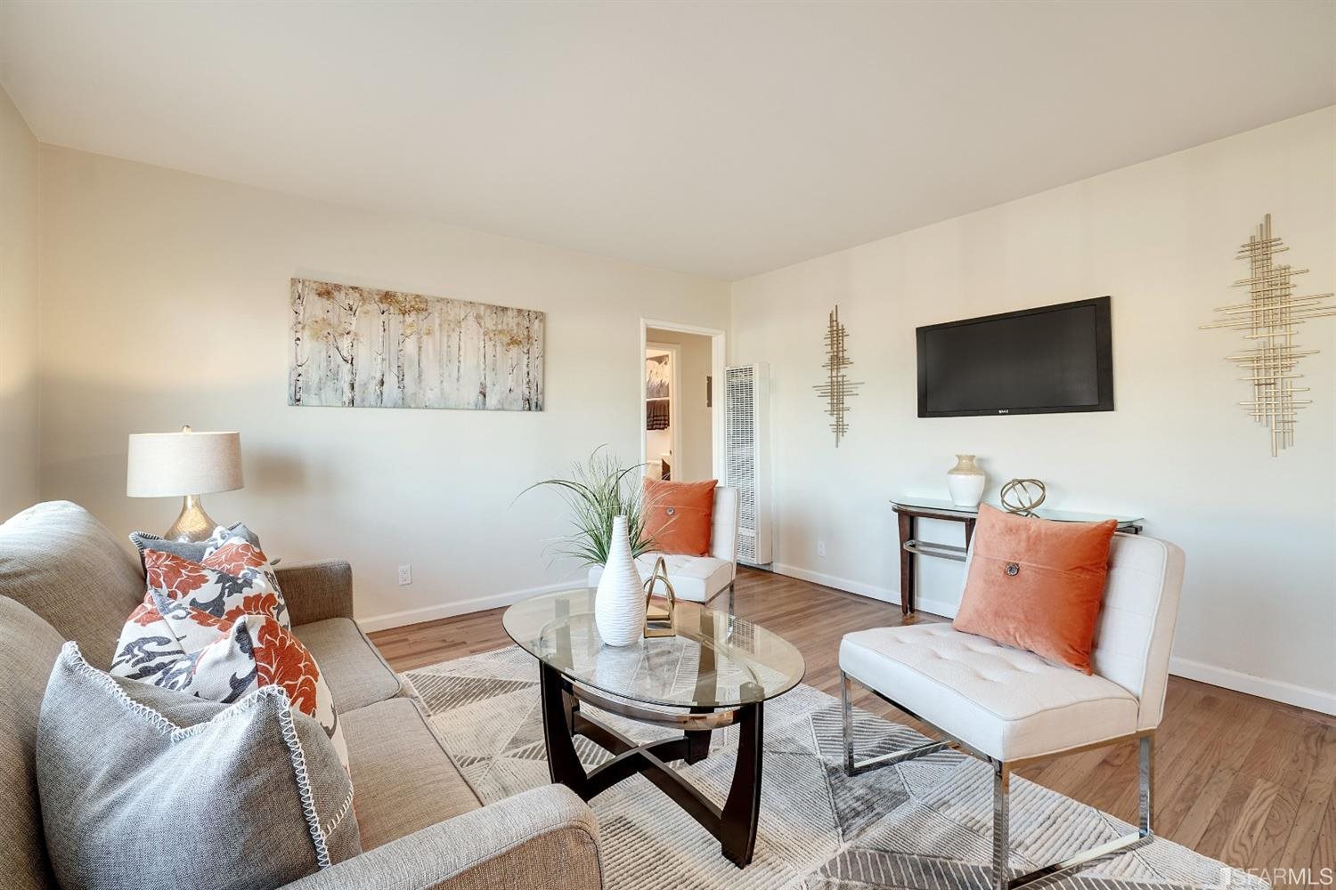 954 Folsom Ave, Hayward, CA 94544