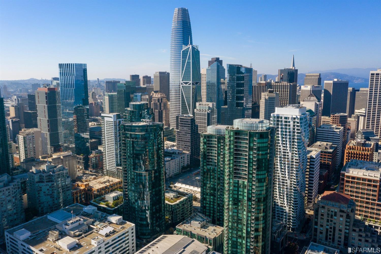 The Infinity is located steps from the waterfront and close to San Francisco's financial district.