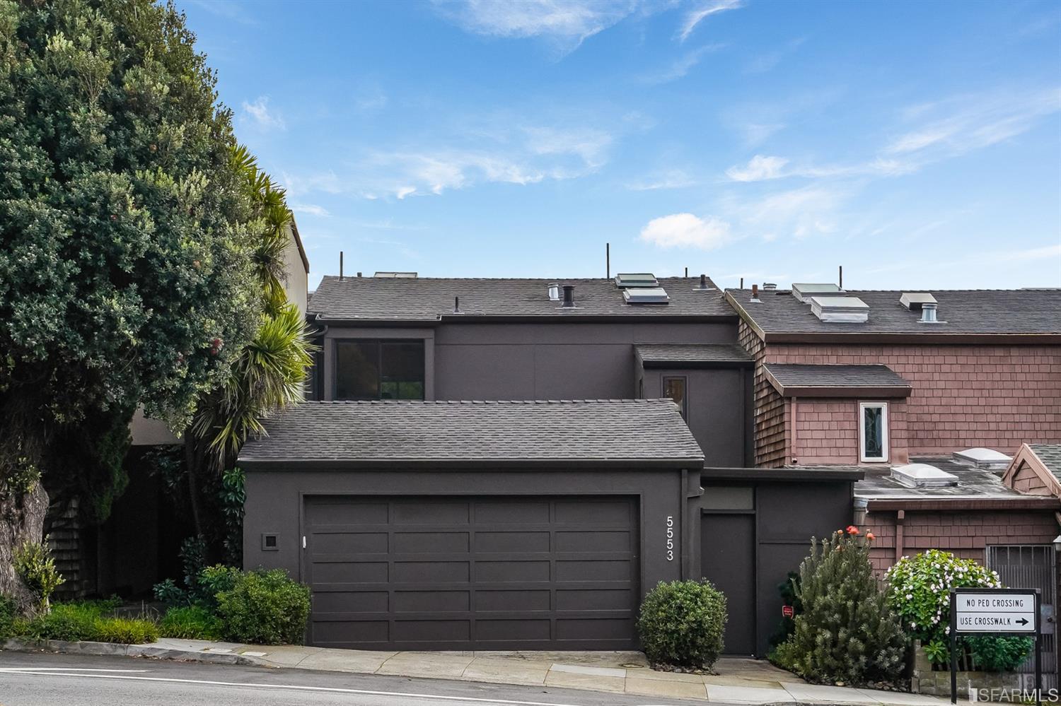 Detail Gallery Image 1 of 1 For 5553 Diamond Heights Blvd, San Francisco,  CA 94131 - 4 Beds | 3/1 Baths