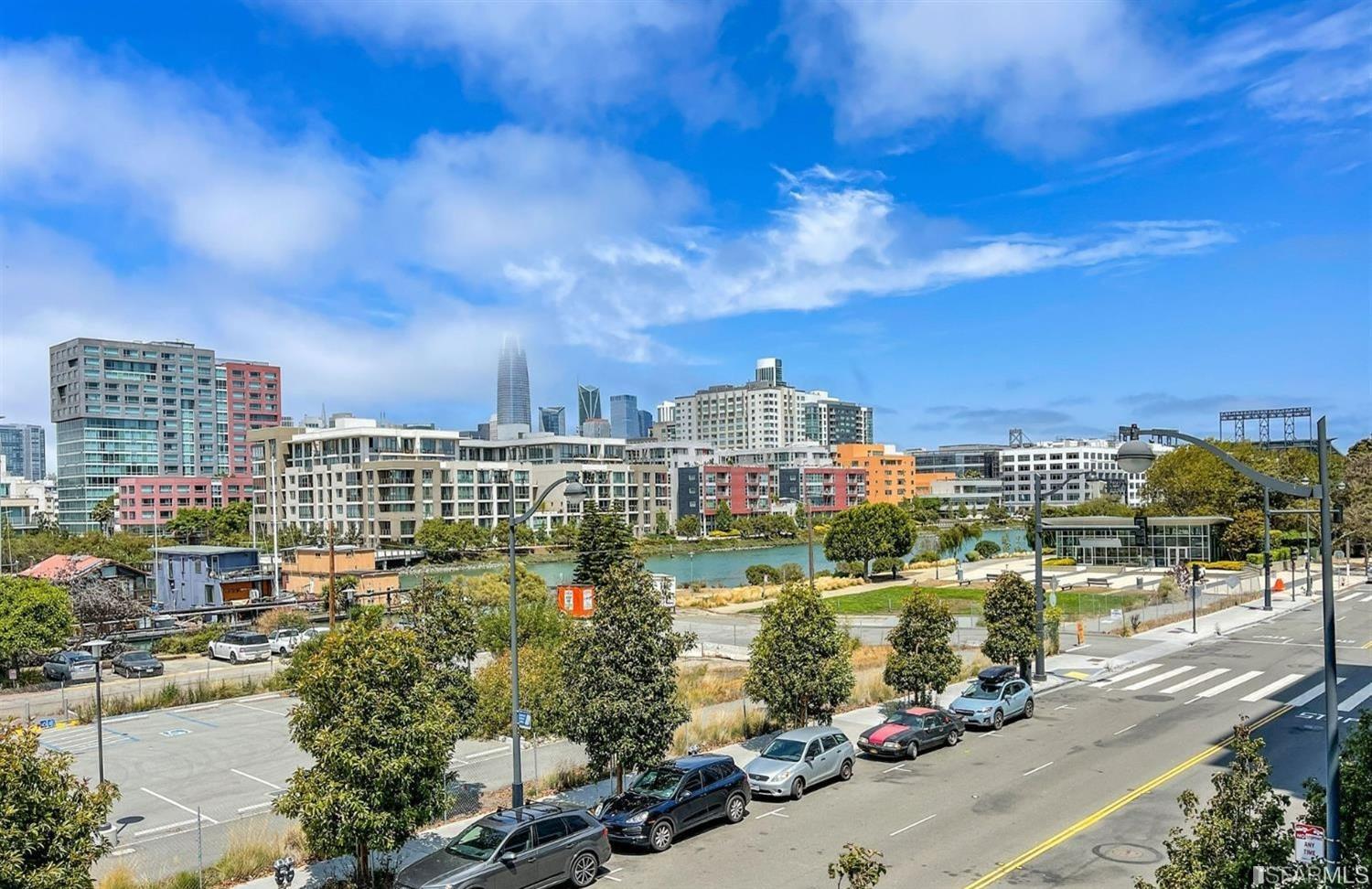 Detail Gallery Image 1 of 1 For 718 Long Bridge St #319,  San Francisco,  CA 94158 - 2 Beds | 2 Baths