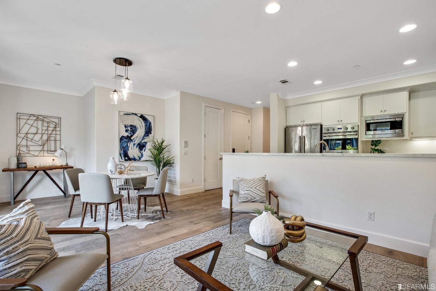 Photo #5: 422634597 Listing 