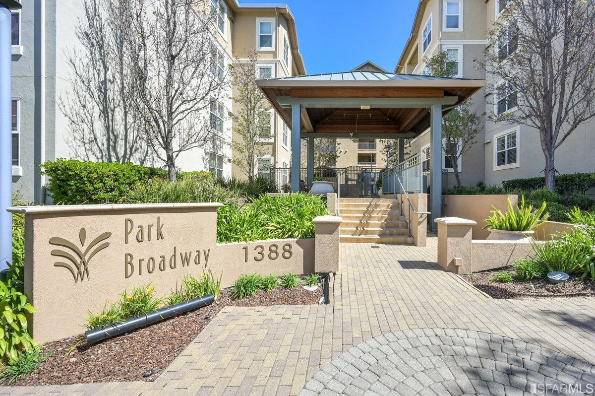 Detail Gallery Image 1 of 1 For 1388 Broadway #181,  Millbrae,  CA 94030 - 2 Beds | 2 Baths