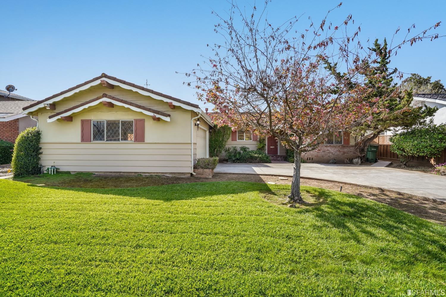 Detail Gallery Image 1 of 1 For 1352 Carrie Lee Way, San Jose,  CA 95118 - 3 Beds | 2 Baths