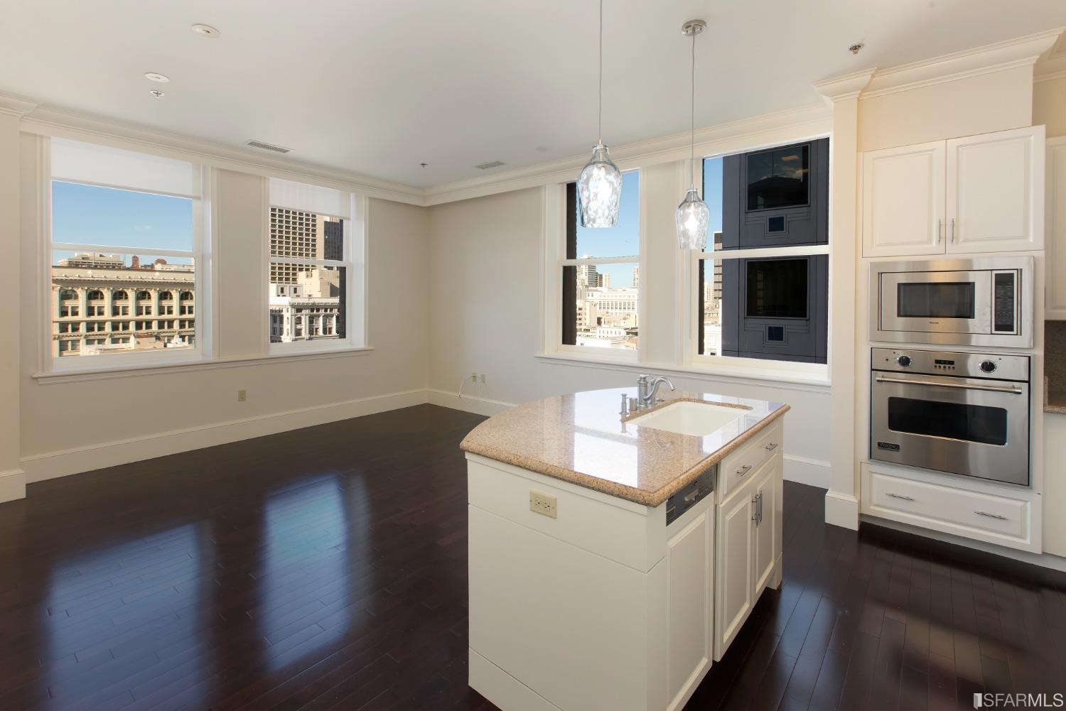 Detail Gallery Image 1 of 1 For 690 Market St #1501,  San Francisco,  CA 94104 - 2 Beds | 2 Baths