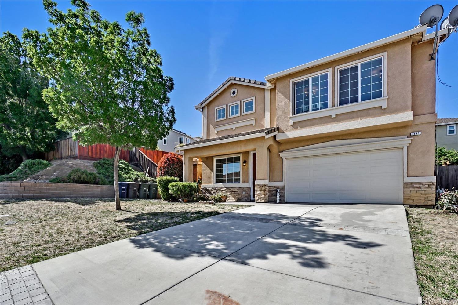 Detail Gallery Image 1 of 1 For 1106 Brooktrail Dr, Pittsburg,  CA 94565 - 4 Beds | 3 Baths