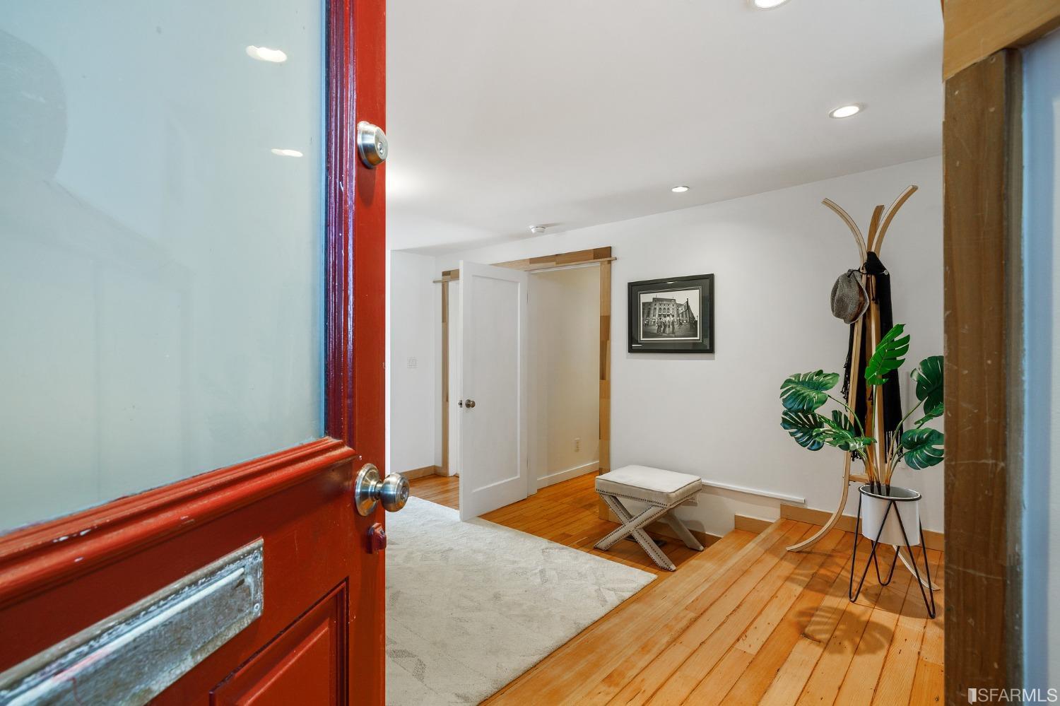 Detail Gallery Image 1 of 1 For 3309 Folsom St, San Francisco,  CA 94110 - 2 Beds | 1 Baths