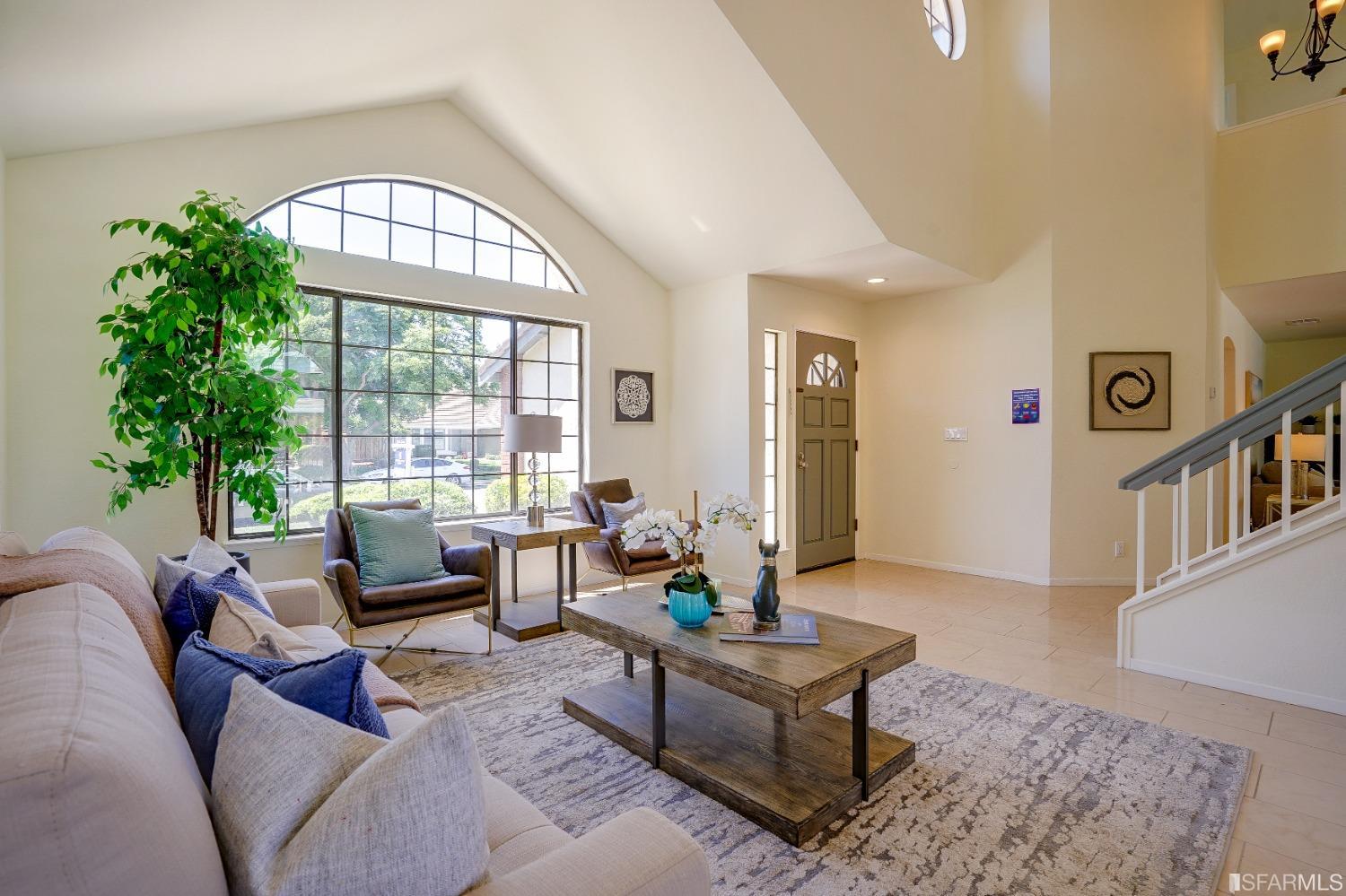 Detail Gallery Image 1 of 1 For 4833 Green Hills Cir, Antioch,  CA 94531 - 4 Beds | 2/1 Baths