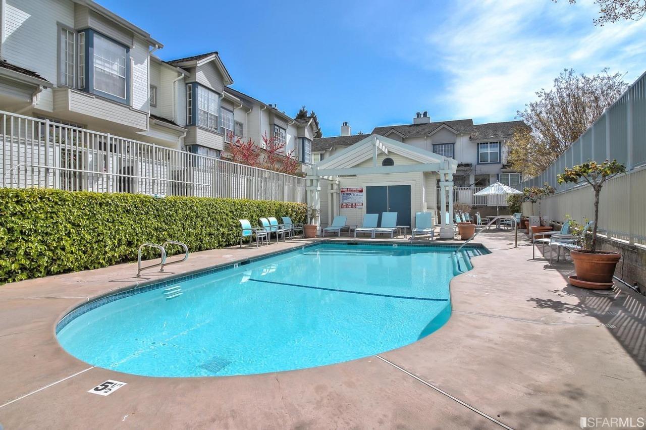 Detail Gallery Image 1 of 1 For 976 Belmont Ter #6,  Sunnyvale,  CA 94086 - 2 Beds | 1 Baths