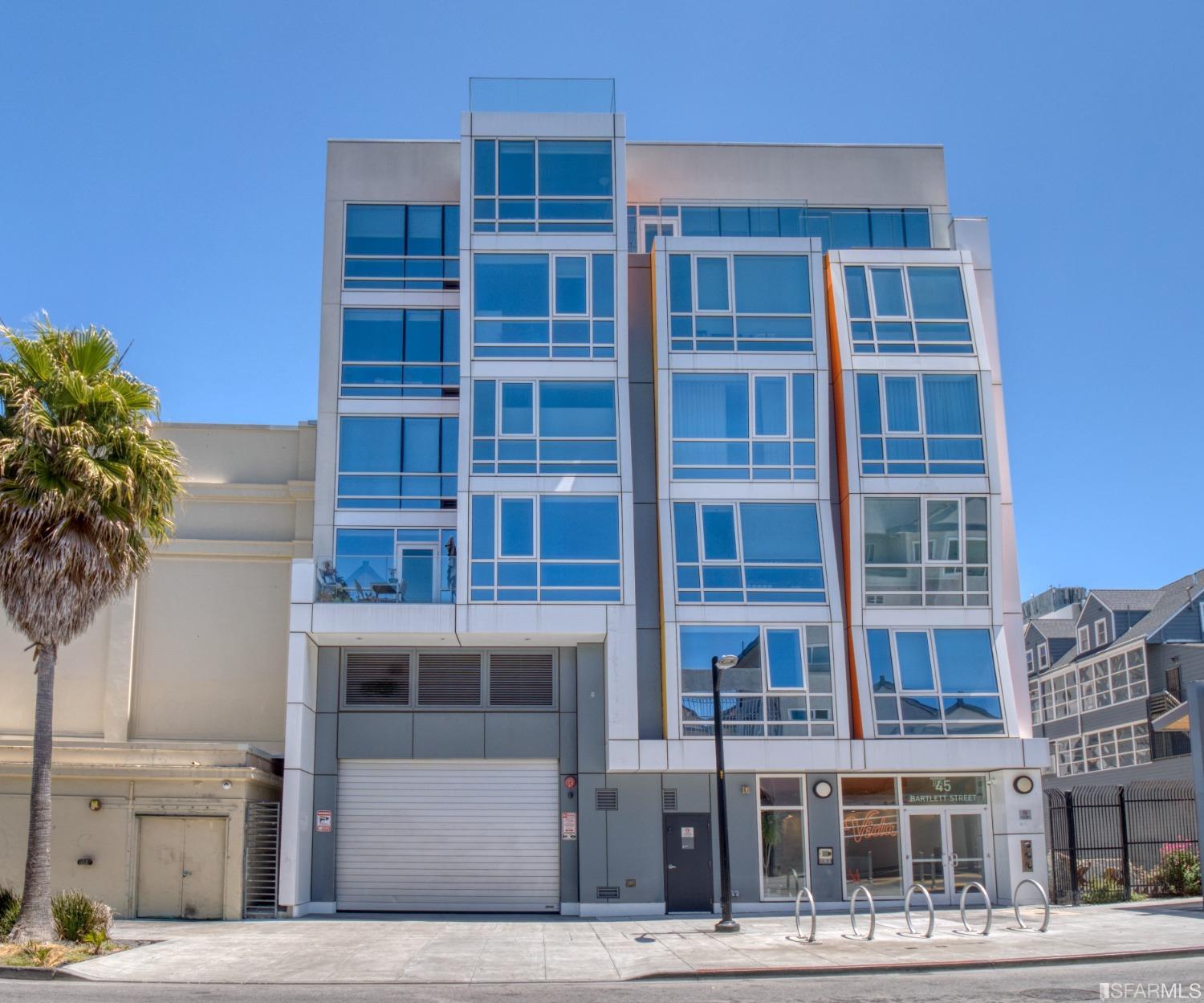 Detail Gallery Image 1 of 1 For 45 Bartlett St #304,  San Francisco,  CA 94110 - 1 Beds | 1 Baths
