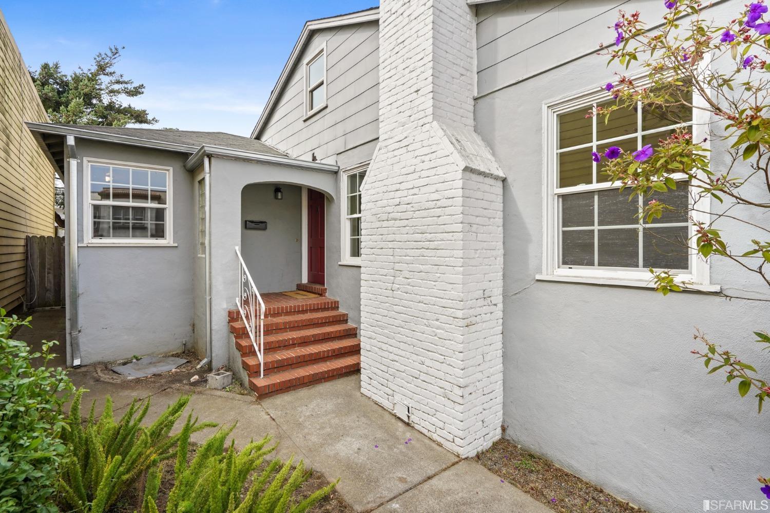 Detail Gallery Image 3 of 19 For 1624 Annie St, Daly City,  CA 94015 - 3 Beds | 2/1 Baths