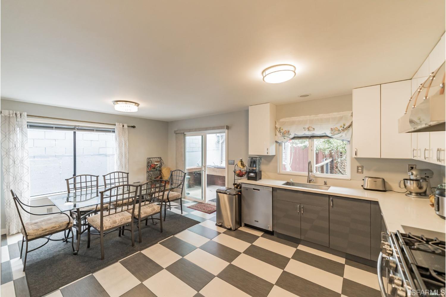 Detail Gallery Image 24 of 42 For 419 Harvey Pl, Pacifica,  CA 94044 - 4 Beds | 3/1 Baths