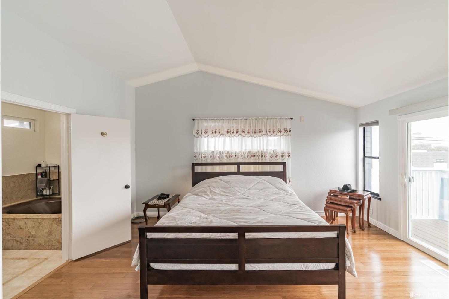 Detail Gallery Image 27 of 42 For 419 Harvey Pl, Pacifica,  CA 94044 - 4 Beds | 3/1 Baths