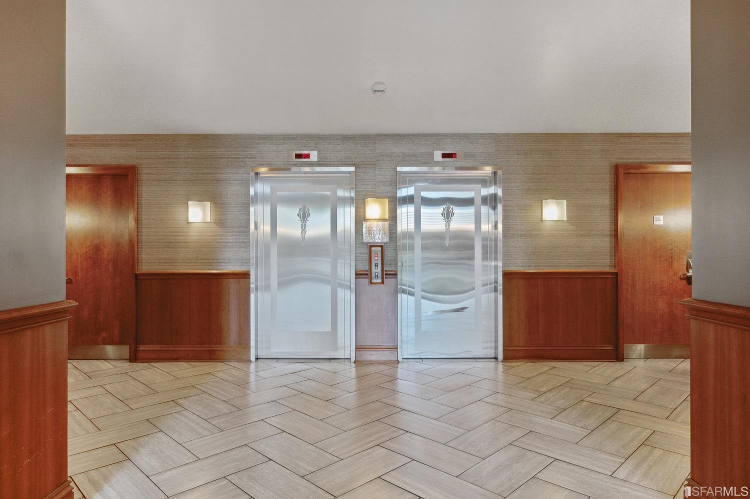 Photo #32: 422703338 Listing 