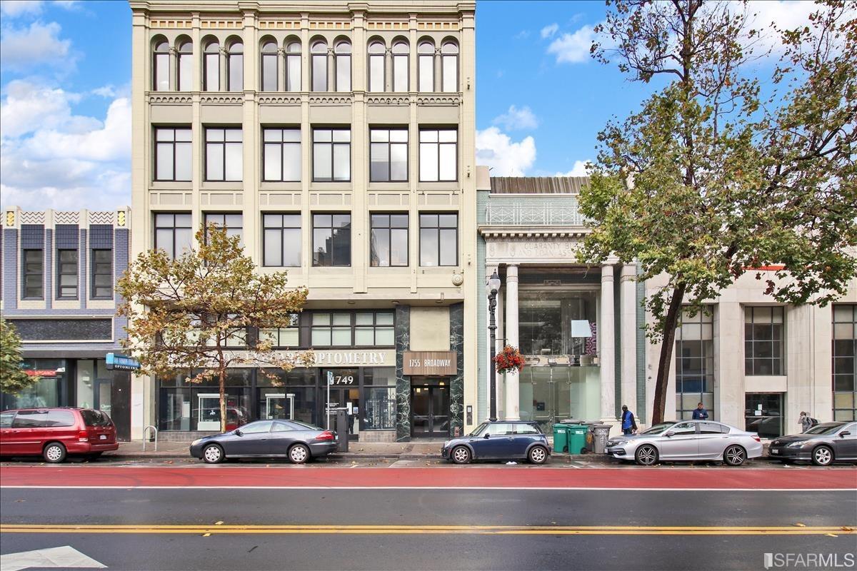 Detail Gallery Image 1 of 1 For 1755 Broadway St #51,  Oakland,  CA 94612 - 1 Beds | 1 Baths