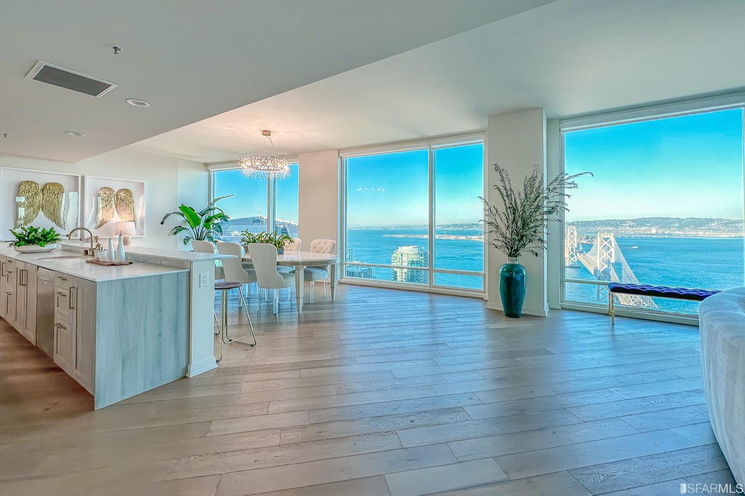 Photo #8: 422705630 Listing 
