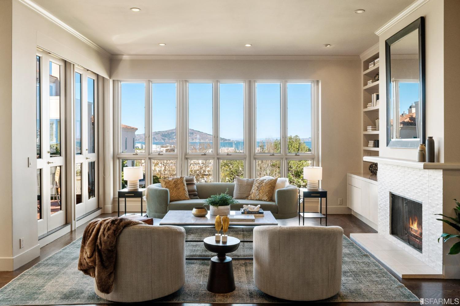 Listing 422706017 : 165 Francisco Street 11, San Francisco, CA, 94133 (photo 2)