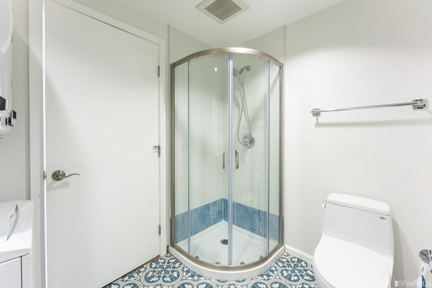 Listing 422708274 : 85-85A Columbia Square Square, San Francisco, CA, 94103 (photo 19)