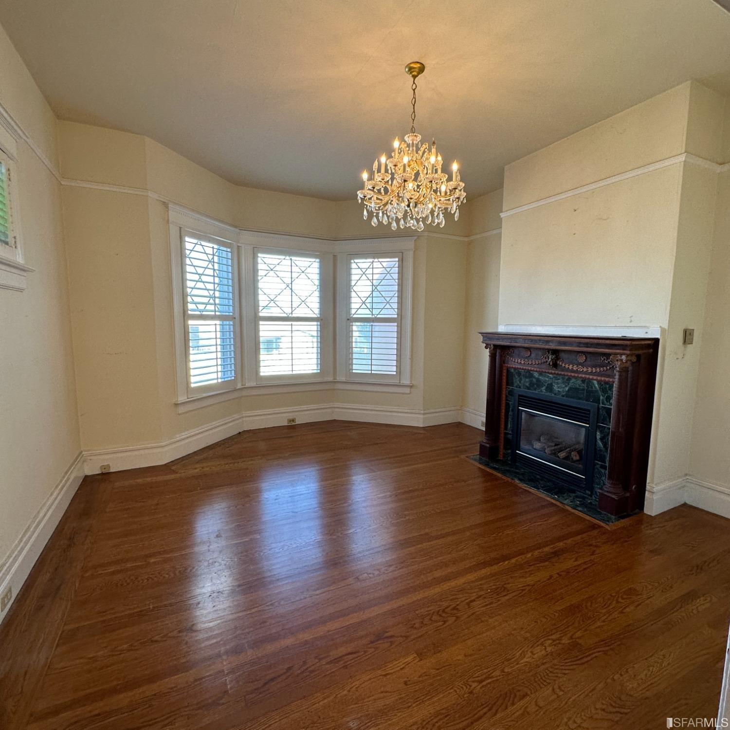 Detail Gallery Image 1 of 1 For 1221 Brunswick St, Daly City,  CA 94014 - 2 Beds | 1 Baths