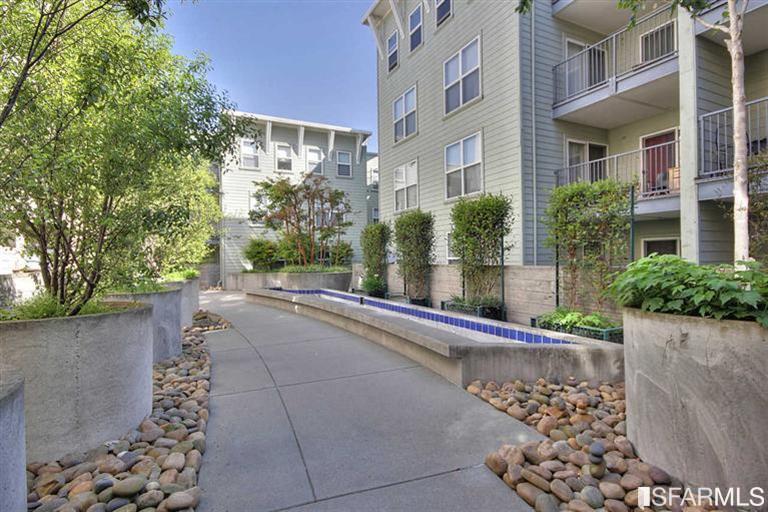 Detail Gallery Image 1 of 1 For 8400 Oceanview Ter #319,  San Francisco,  CA 94132 - 2 Beds | 2 Baths