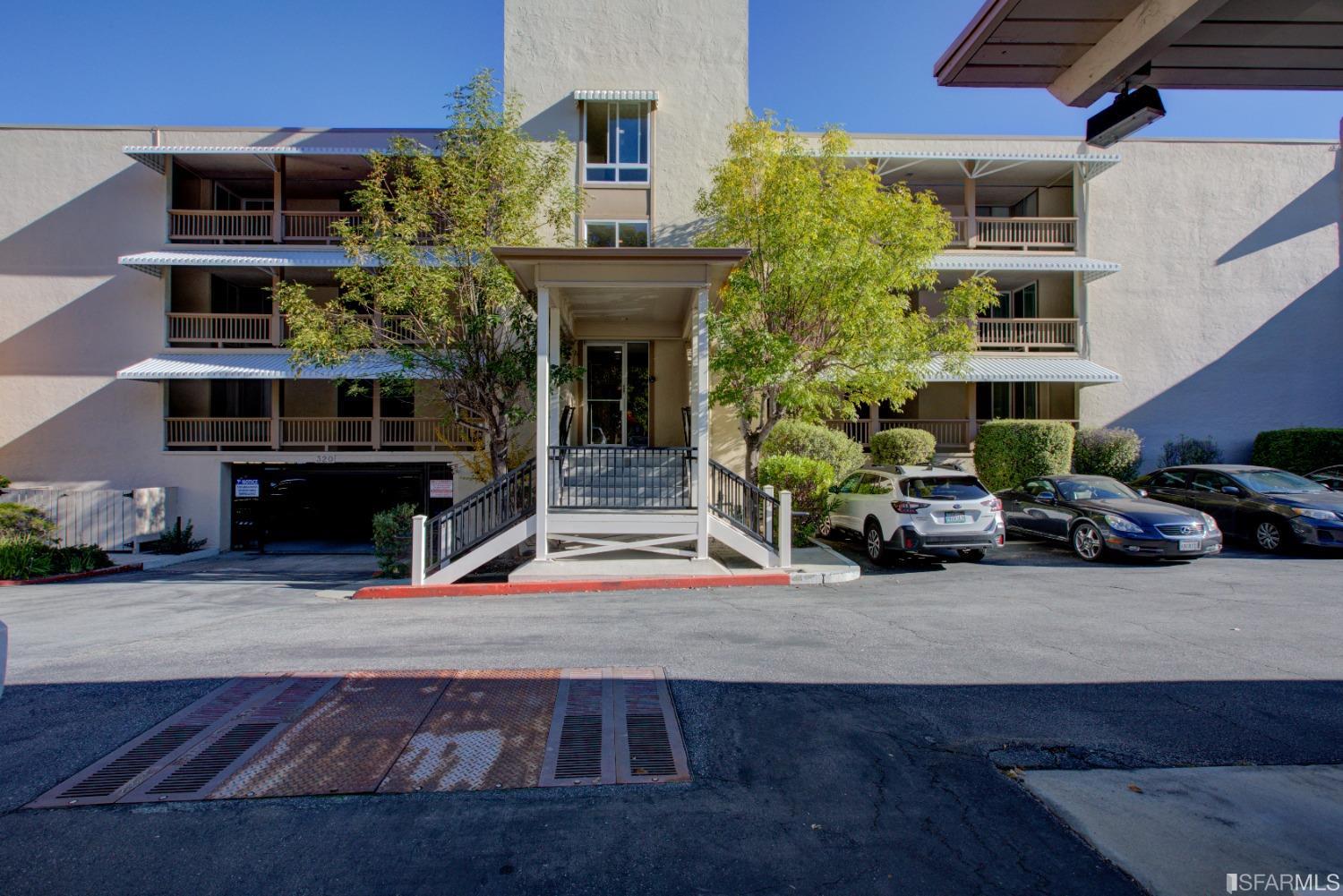Photo of 320 Vallejo Dr #34 in Millbrae, CA