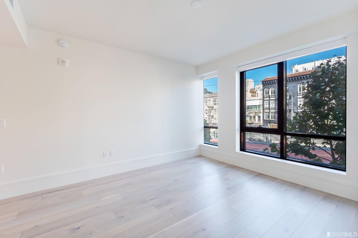 Detail Gallery Image 65 of 74 For 1515 Union St Th2,  San Francisco,  CA 94123 - 2 Beds | 2/1 Baths