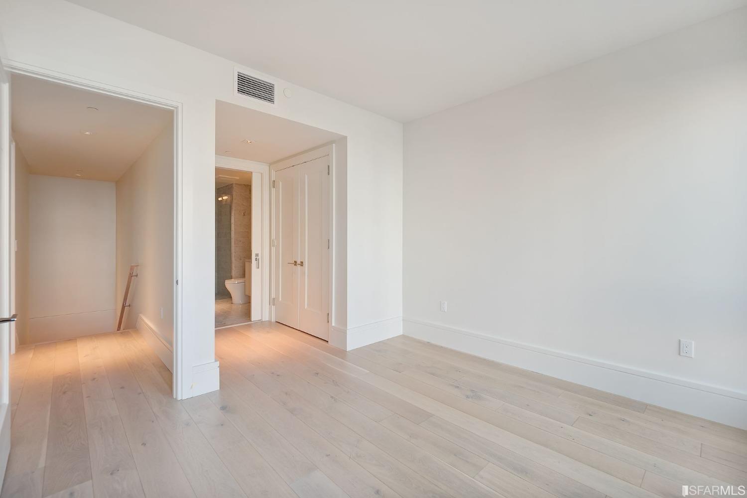 Detail Gallery Image 58 of 74 For 1515 Union St Th2,  San Francisco,  CA 94123 - 2 Beds | 2/1 Baths