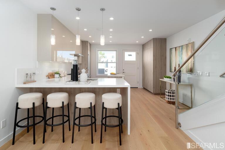 Photo #5: 423720416 Listing 