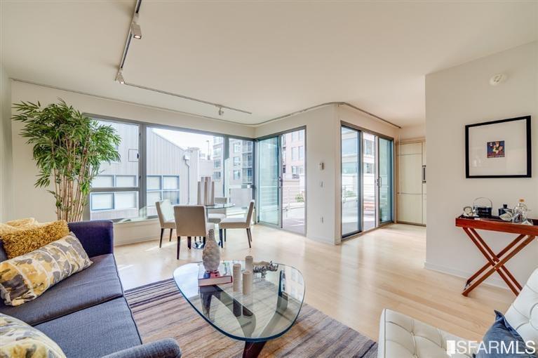 Detail Gallery Image 1 of 1 For 219 Brannan St 3k,  San Francisco,  CA 94107 - 3 Beds | 2 Baths