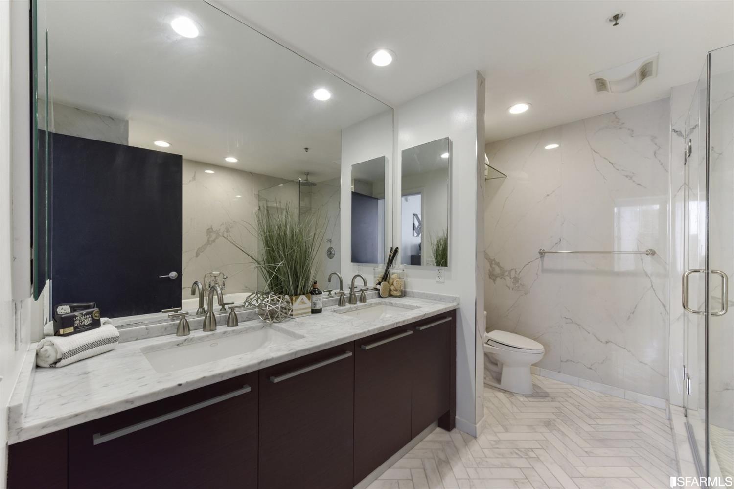 Photo #10: 423722058 Listing 