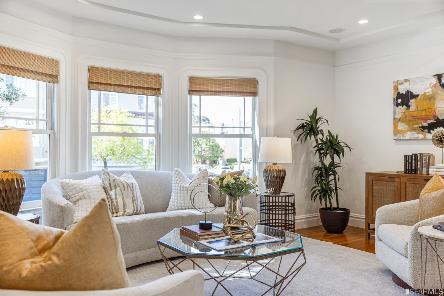 Detail Gallery Image 1 of 1 For 3154 Baker St, San Francisco,  CA 94123 - 3 Beds | 2/1 Baths