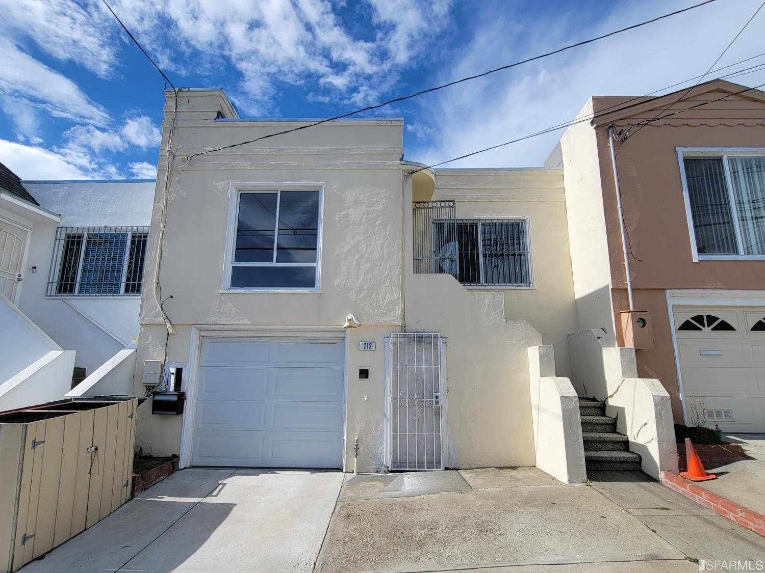Detail Gallery Image 1 of 1 For 212 Accacia St, Daly City,  CA 94014 - 3 Beds | 2 Baths