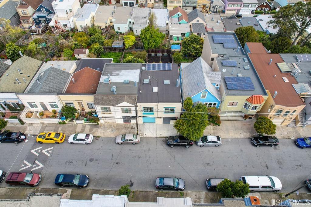 Detail Gallery Image 1 of 1 For 255 Maynard St, San Francisco,  CA 94112 - 3 Beds | 2 Baths