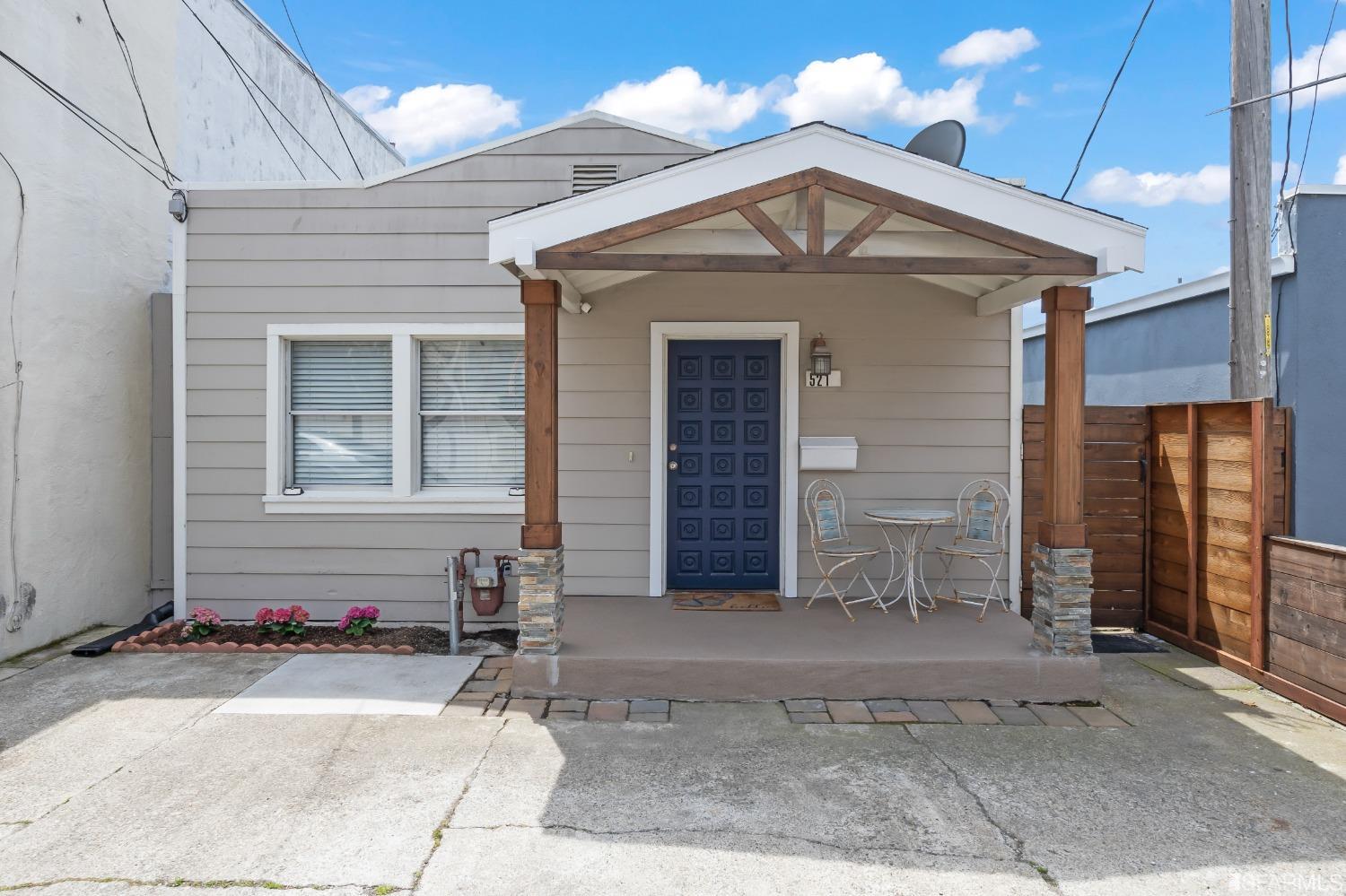 Detail Gallery Image 1 of 1 For 521 2nd Ln, South San Francisco,  CA 94080 - 2 Beds | 1 Baths