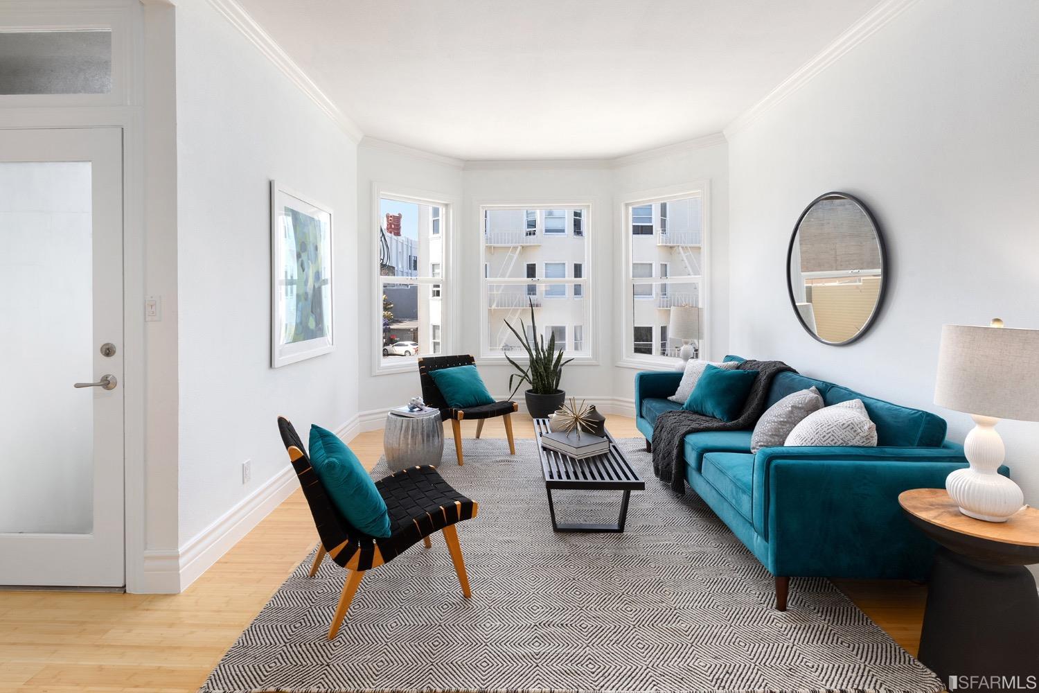Detail Gallery Image 1 of 1 For 635 Capp St, San Francisco,  CA 94110 - 2 Beds | 1 Baths