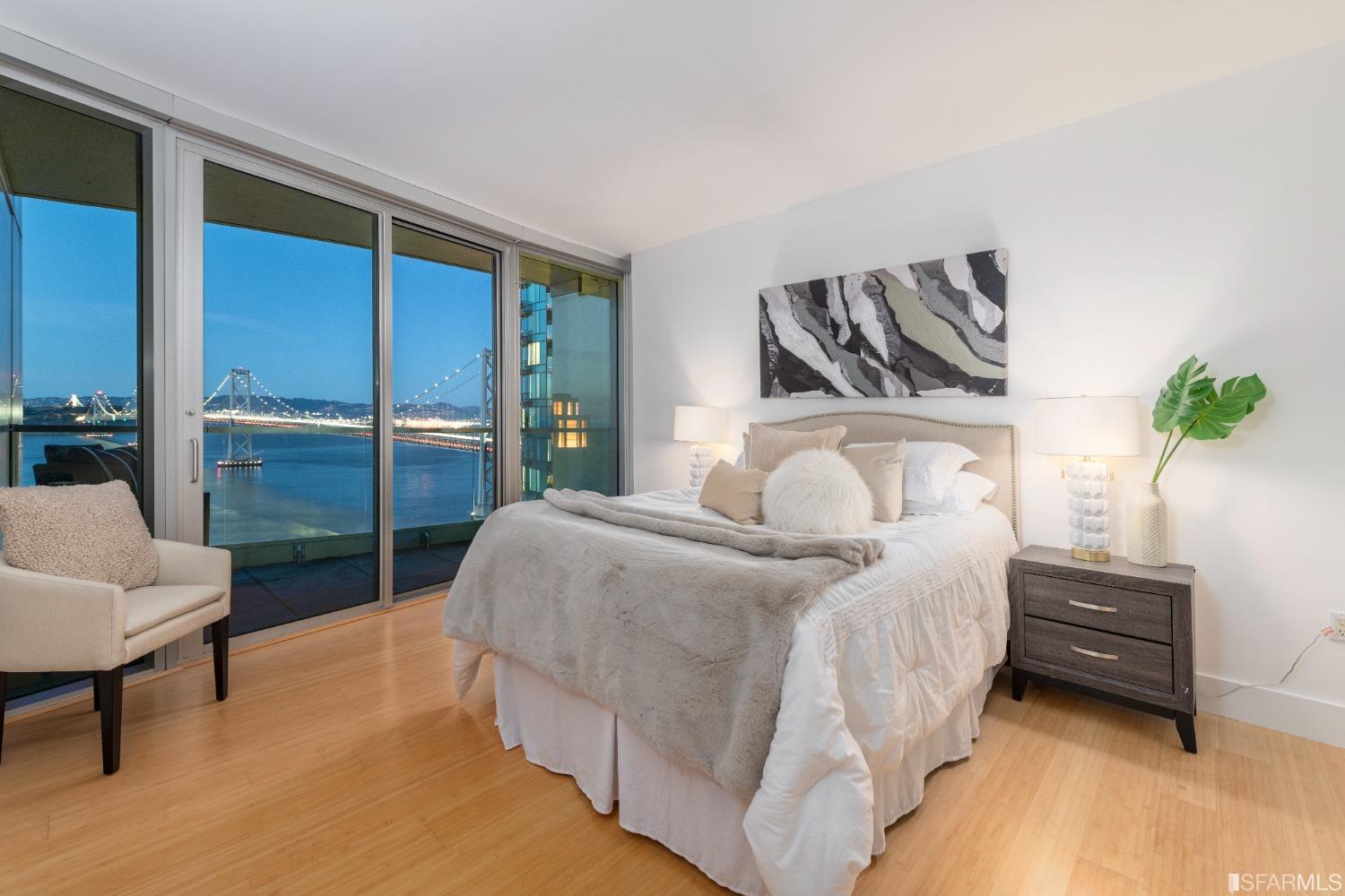 Detail Gallery Image 3 of 50 For 301 Main St 29b,  San Francisco,  CA 94105 - 3 Beds | 2 Baths