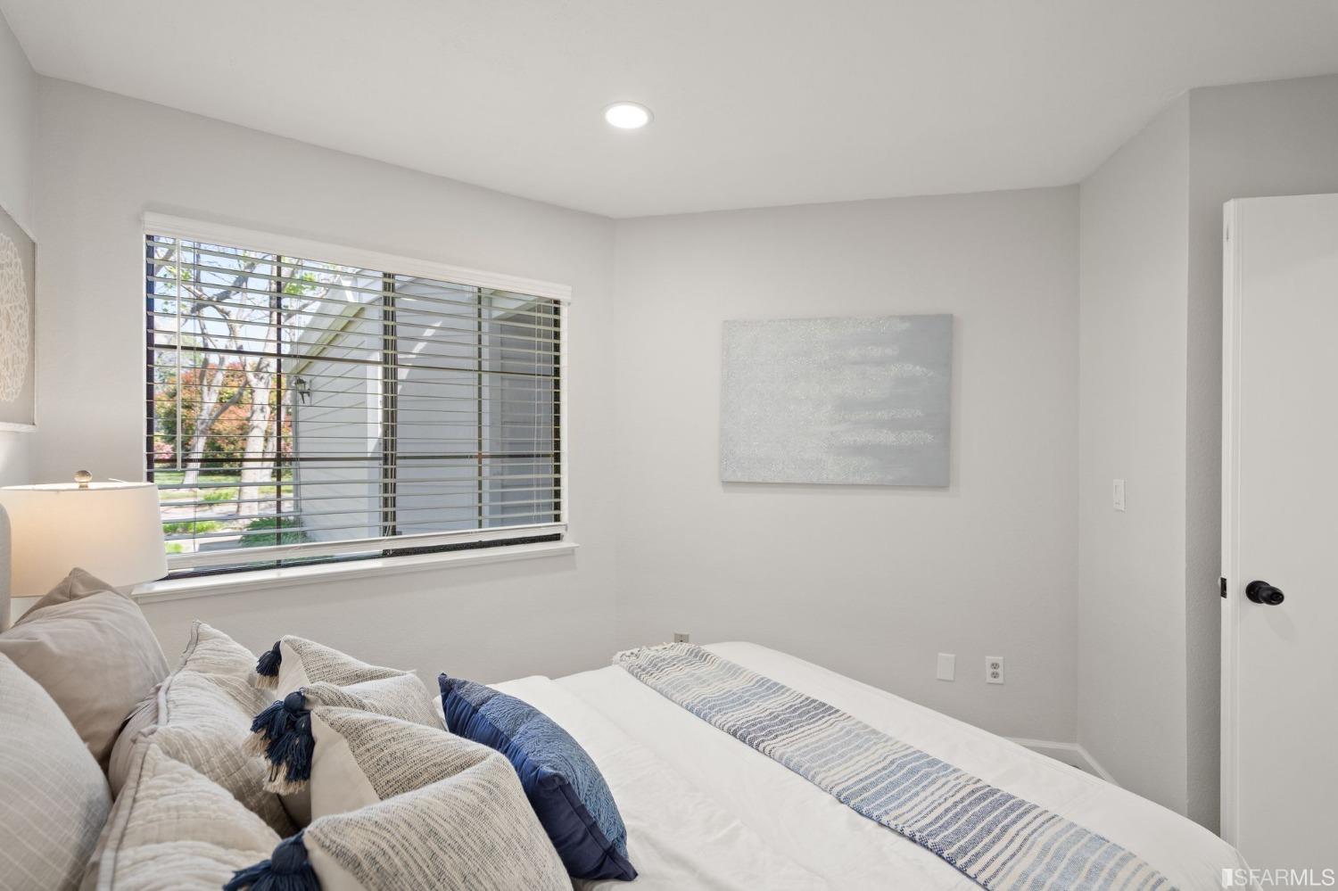 Detail Gallery Image 31 of 32 For 1003 Foster St, Alameda,  CA 94502 - 2 Beds | 2 Baths