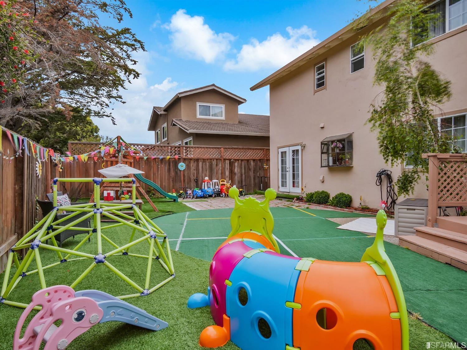 Detail Gallery Image 33 of 36 For 650 Pilgrim Dr, Foster City,  CA 94404 - 4 Beds | 3 Baths