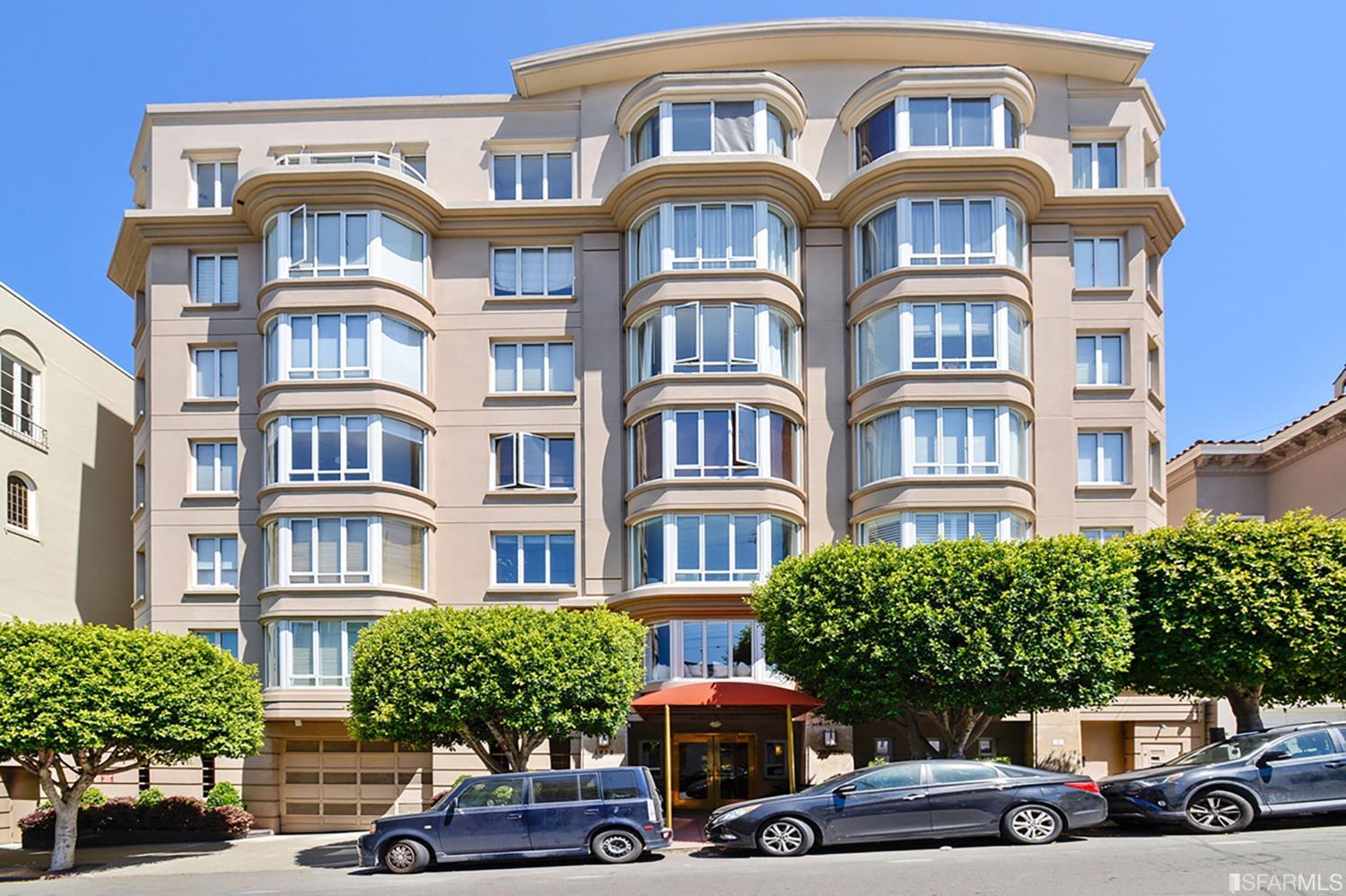Photo #34: 423744617 Listing 