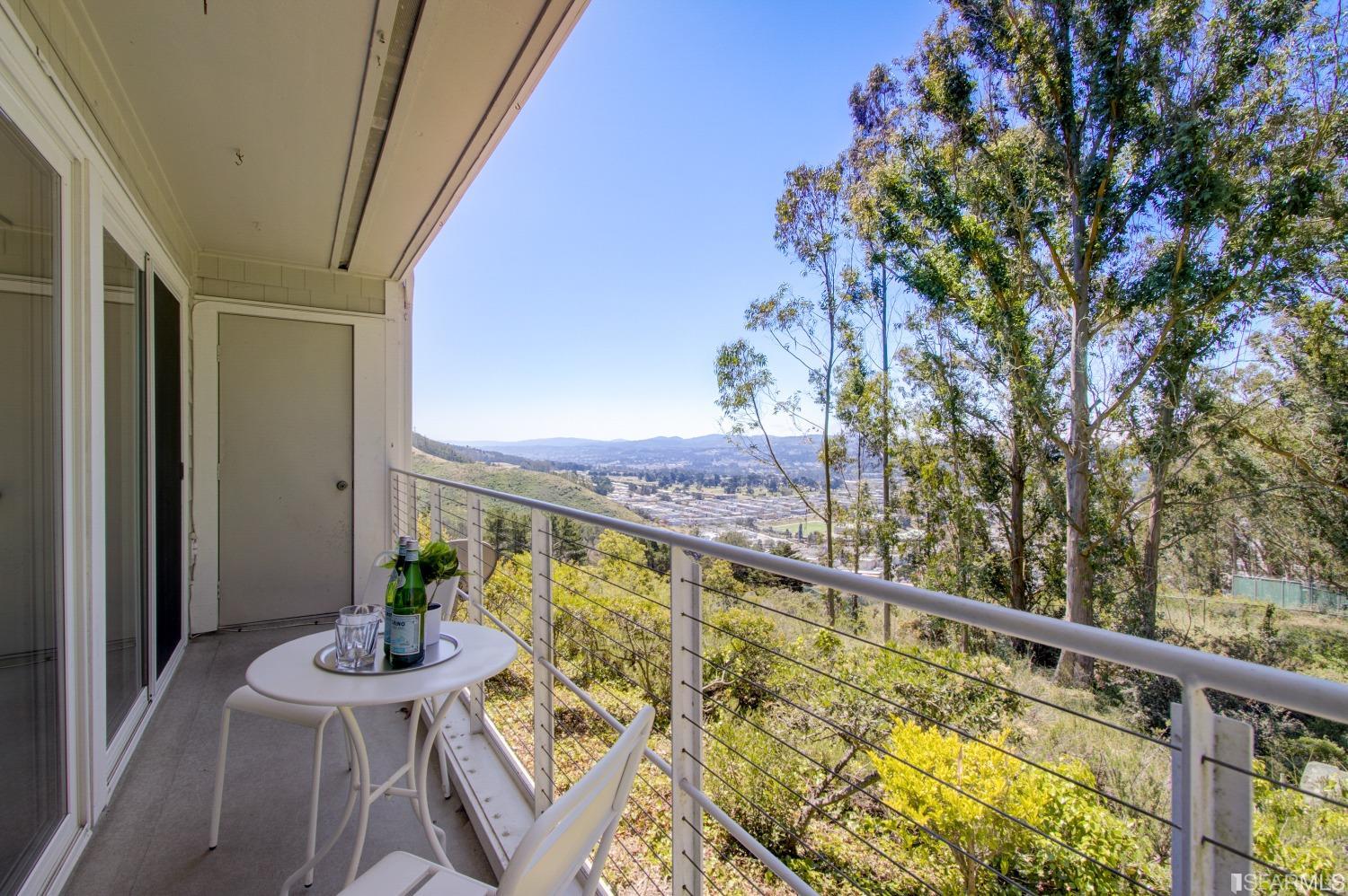 Detail Gallery Image 37 of 93 For 535 Mountain View Dr #6,  Daly City,  CA 94014 - 2 Beds | 2 Baths