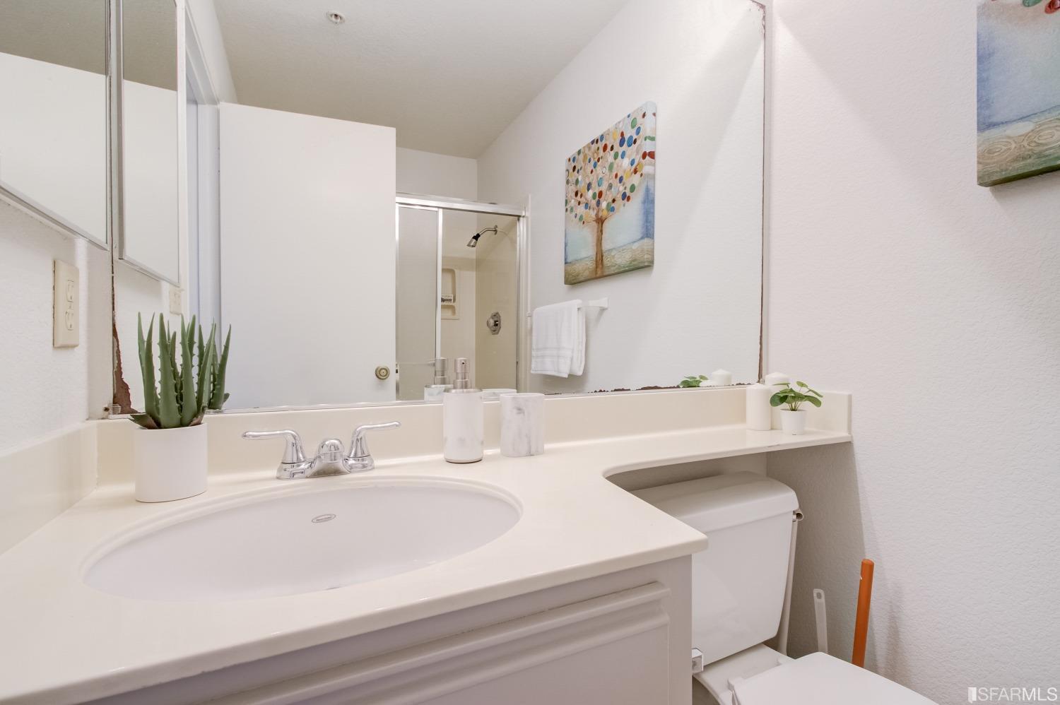 Detail Gallery Image 21 of 93 For 535 Mountain View Dr #6,  Daly City,  CA 94014 - 2 Beds | 2 Baths