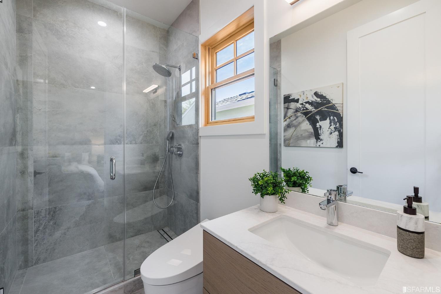 Detail Gallery Image 52 of 60 For 1151 Rosedale Ave, Burlingame,  CA 94010 - 4 Beds | 3/1 Baths