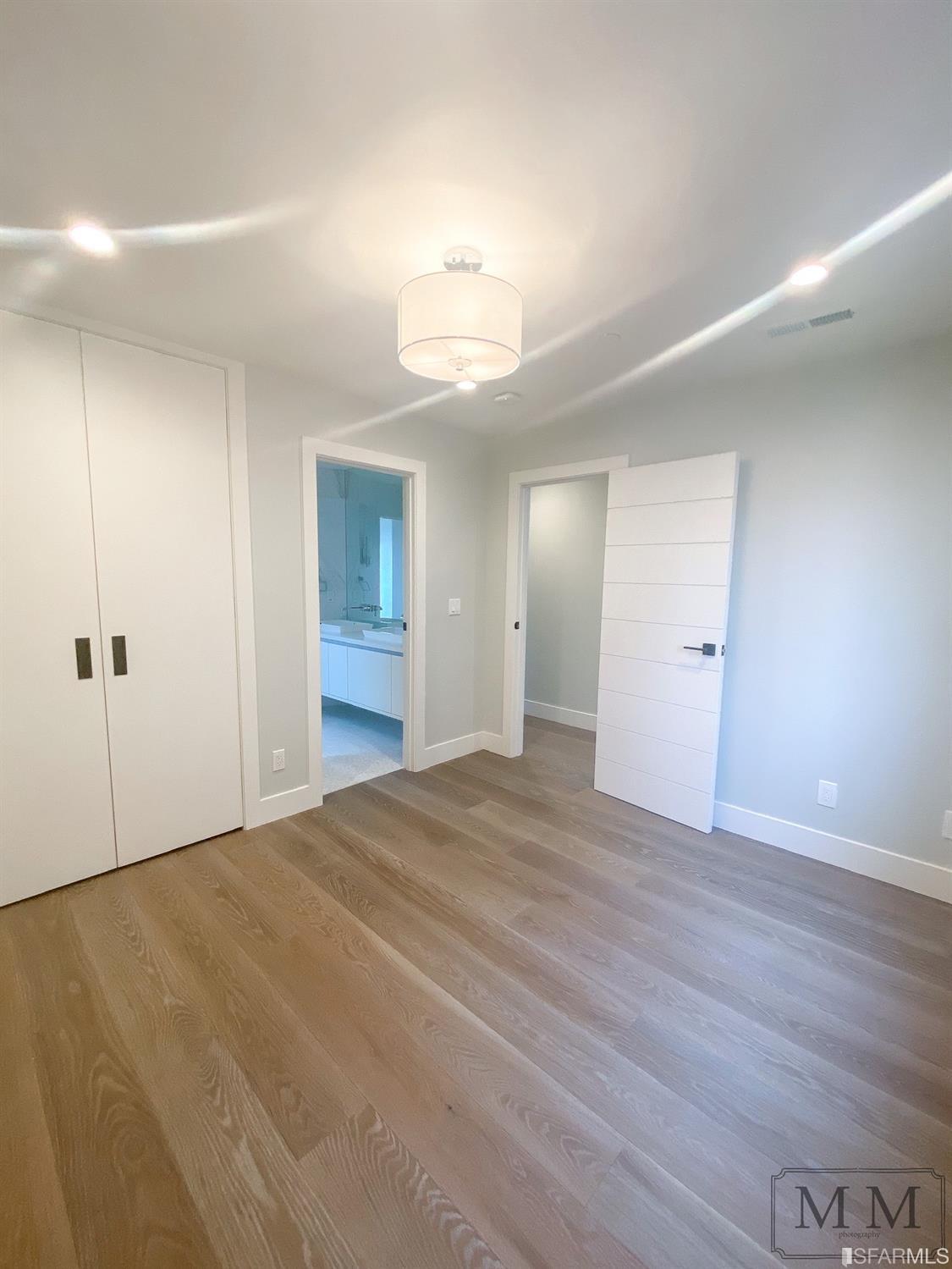 Photo #21: 423748546 Listing 
