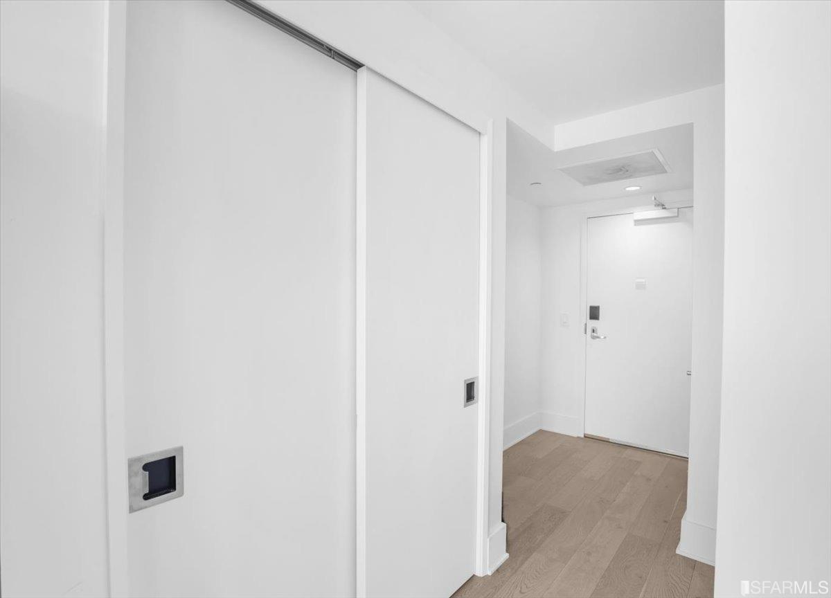 Photo #12: 423749184 Listing 