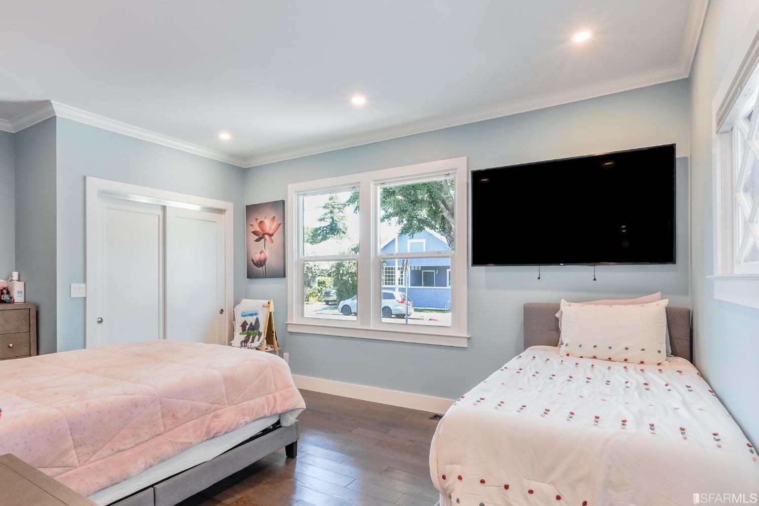 Detail Gallery Image 1 of 1 For 23 N Delaware St, San Mateo,  CA 94401 - 3 Beds | 2 Baths