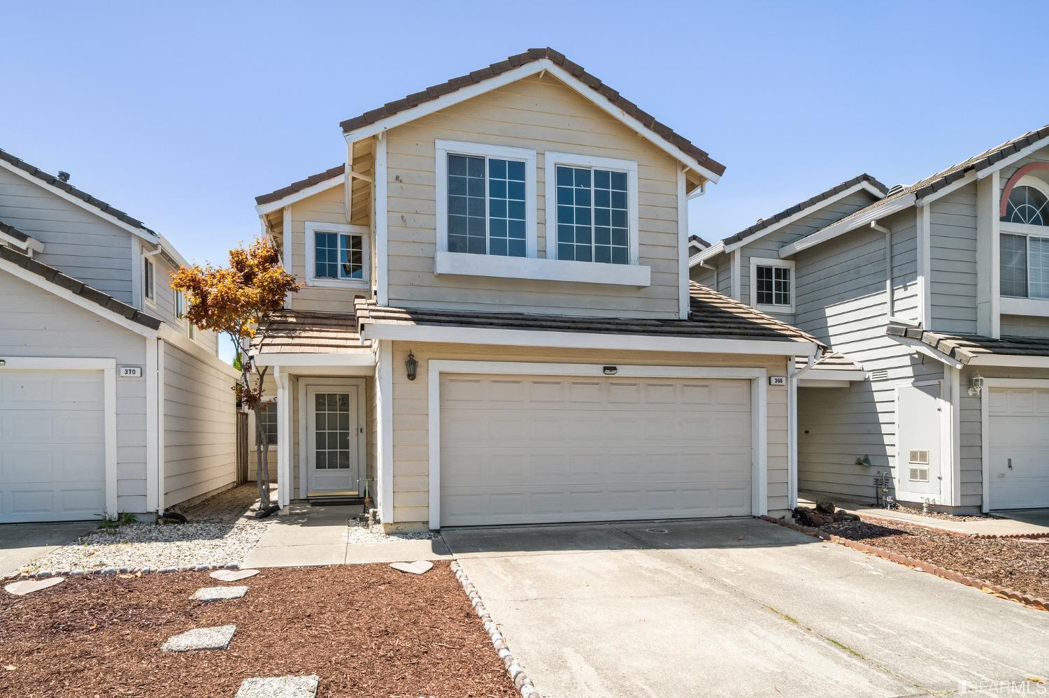 Detail Gallery Image 1 of 1 For 368 Wildrose Cir, Pinole,  CA 94564 - 3 Beds | 2/1 Baths
