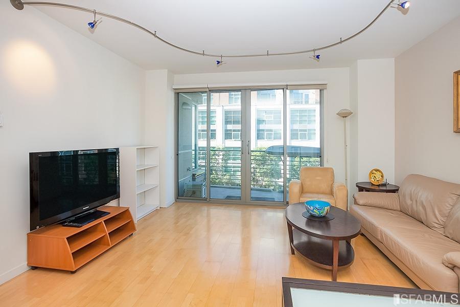 Detail Gallery Image 1 of 1 For 219 Brannan St 4d-L,  San Francisco,  CA 94107 - 2 Beds | 2 Baths